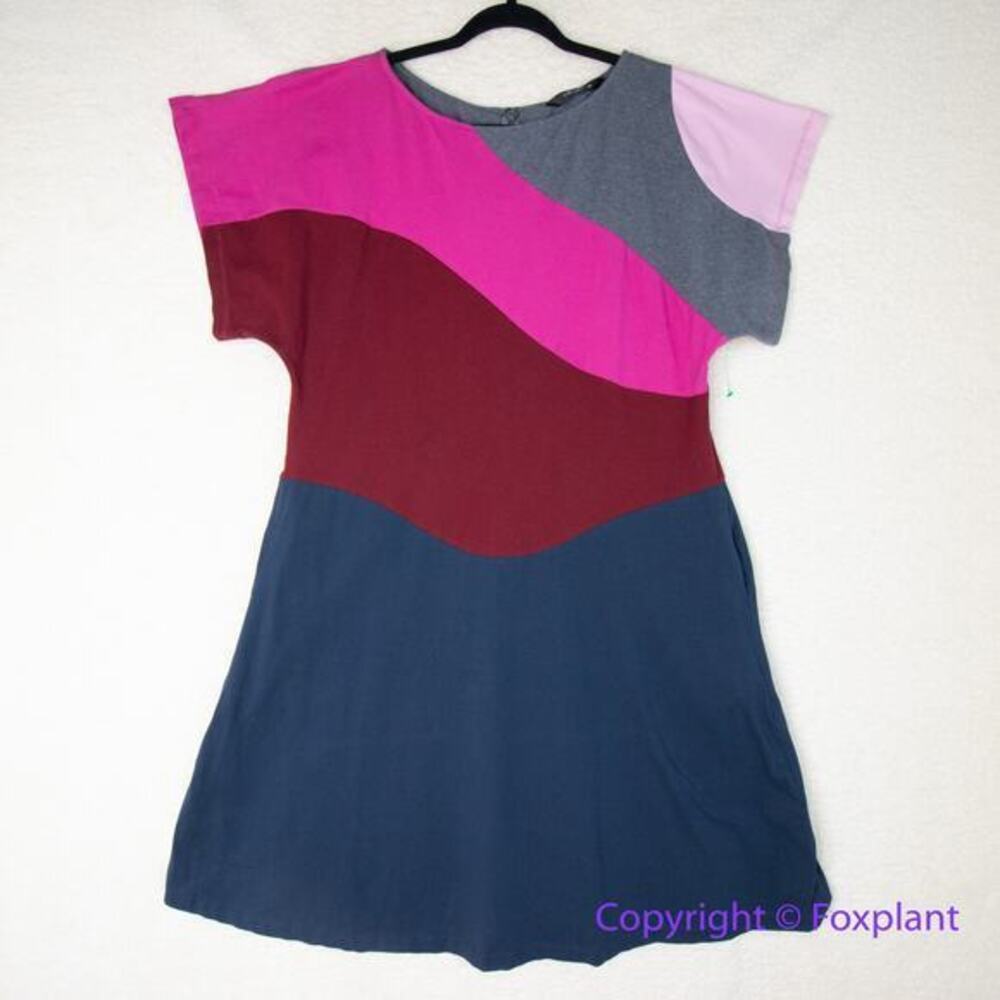 Eshaki Curved colorblock cotton knit shift dress, size 16W